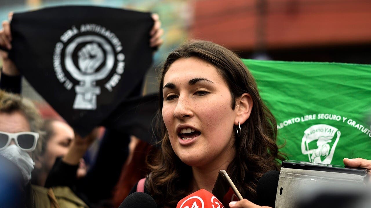 Exige derecho a abortar… pero no puede